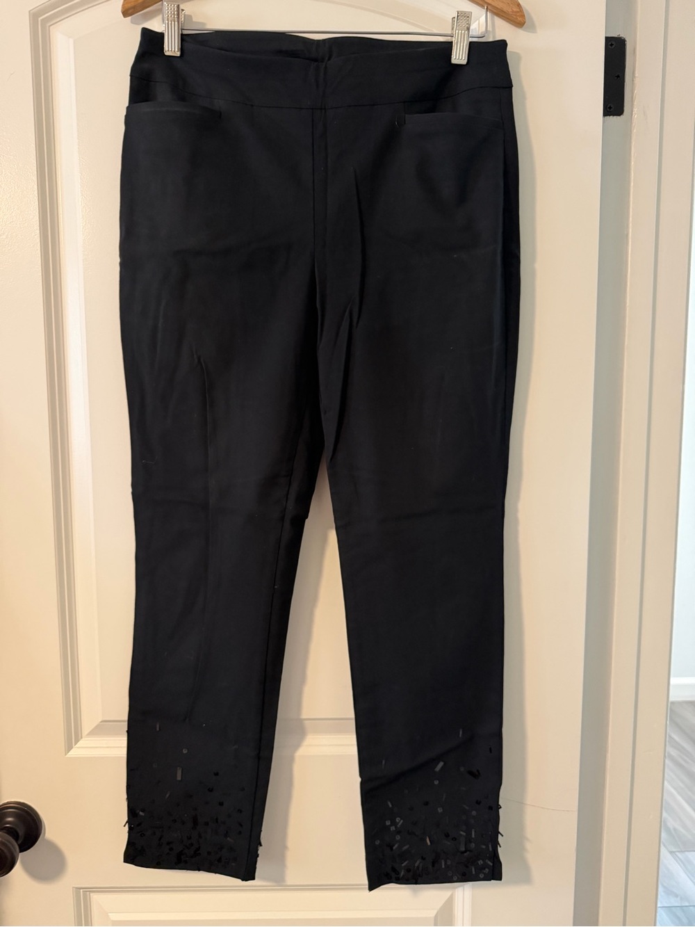 Black Women's Slim Ankle Pants